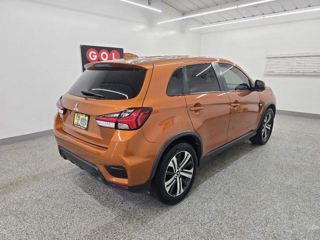 Mitsubishi Outlander Sport 2.0 ES CVT 2020