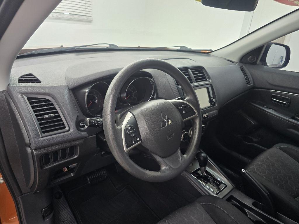 Mitsubishi Outlander Sport 2.0 ES CVT 2020