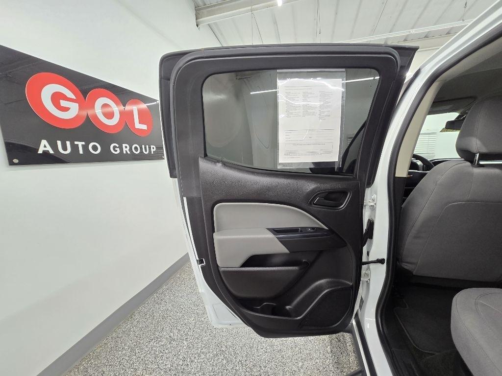 Chevrolet Colorado Work Truck Crew Cab 2WD Short Box 2017