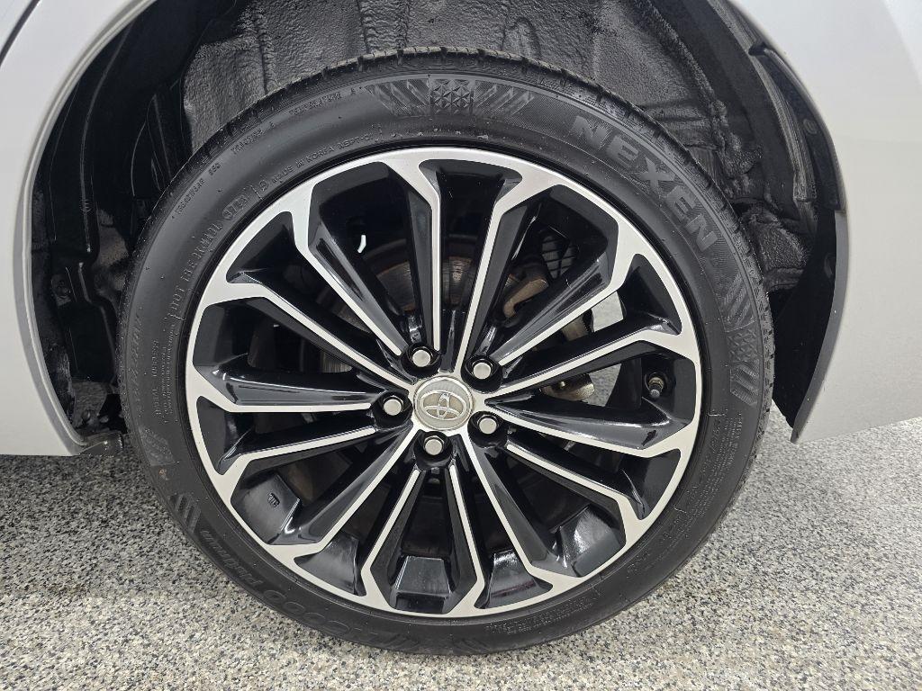 Toyota Corolla S Premium CVT 2015