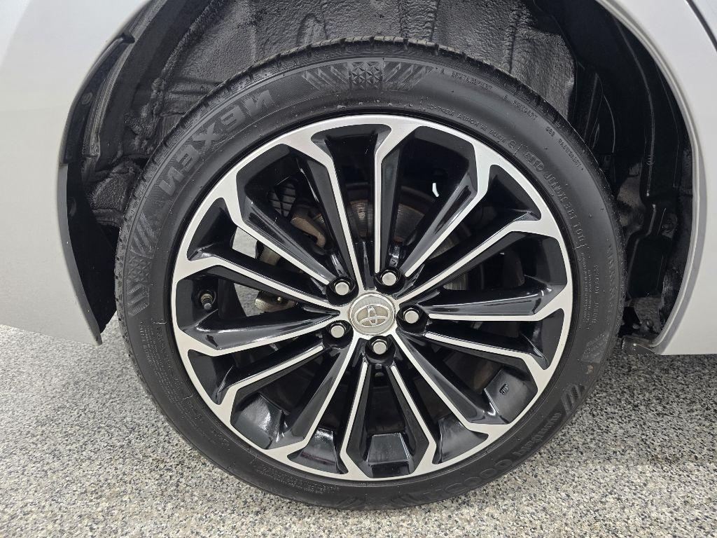 Toyota Corolla S Premium CVT 2015