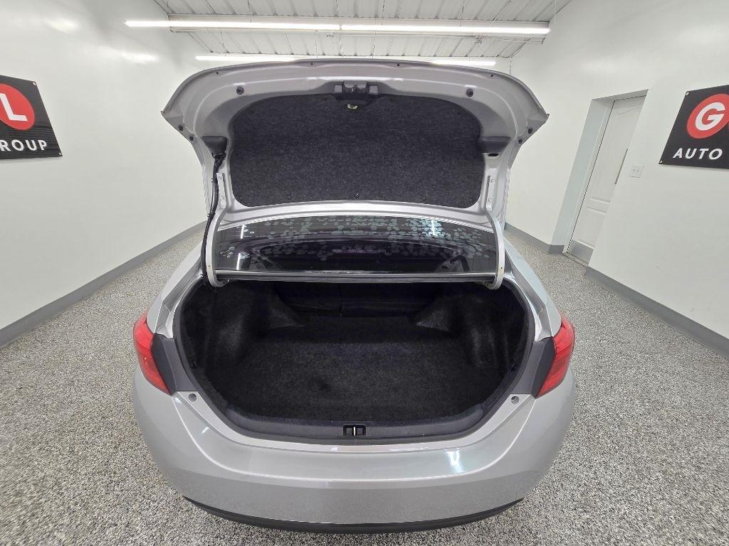Toyota Corolla LE CVT 2017