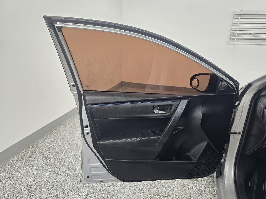 Toyota Corolla LE CVT 2017