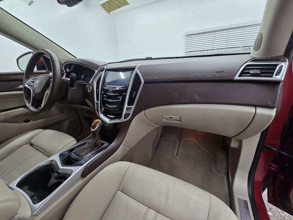 Cadillac SRX Luxury Collection FWD 2016