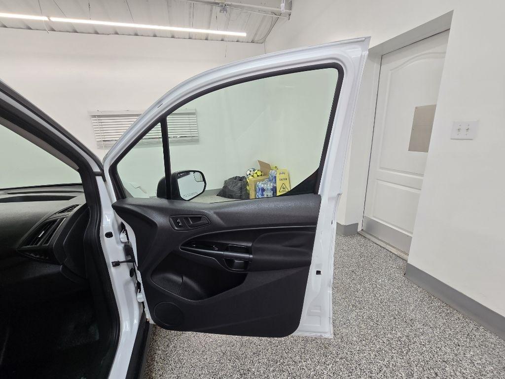 Ford Transit Connect Cargo Van XL LWB w/Rear 180 Degree Door 2018