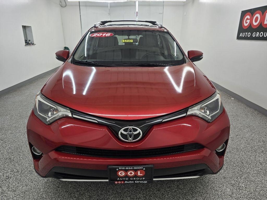 Toyota RAV4 XLE FWD 2016