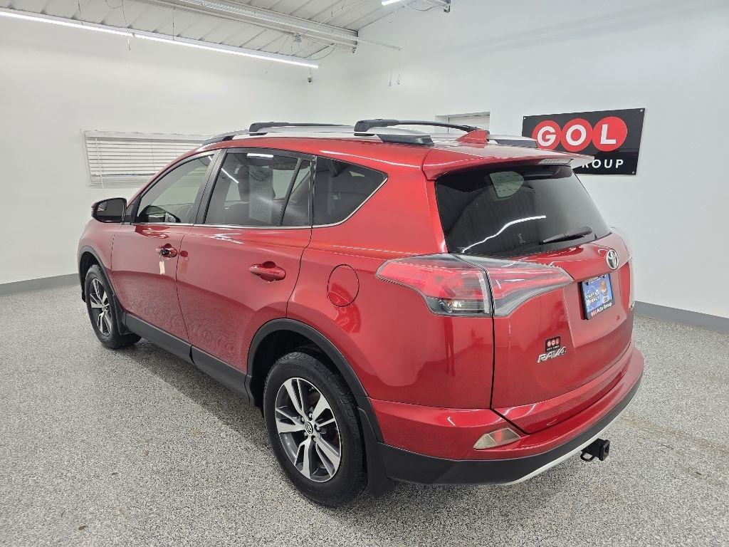 Toyota RAV4 XLE FWD 2016