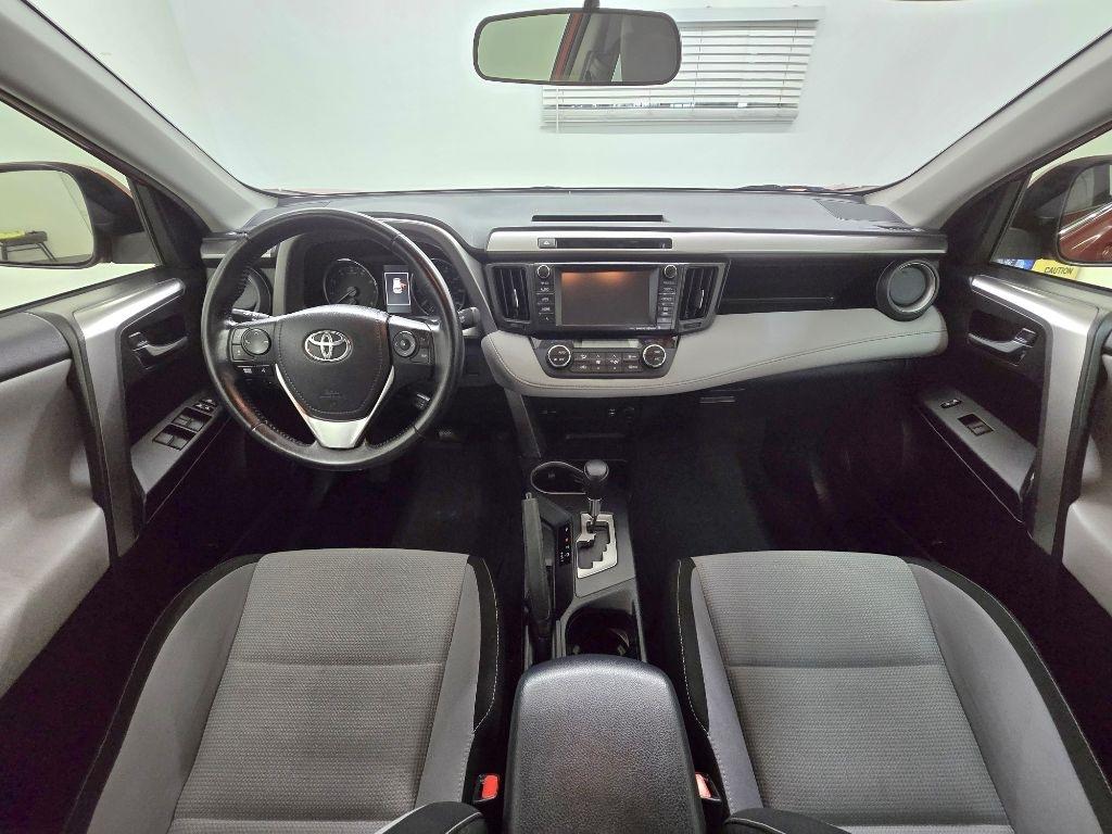 Toyota RAV4 XLE FWD 2016