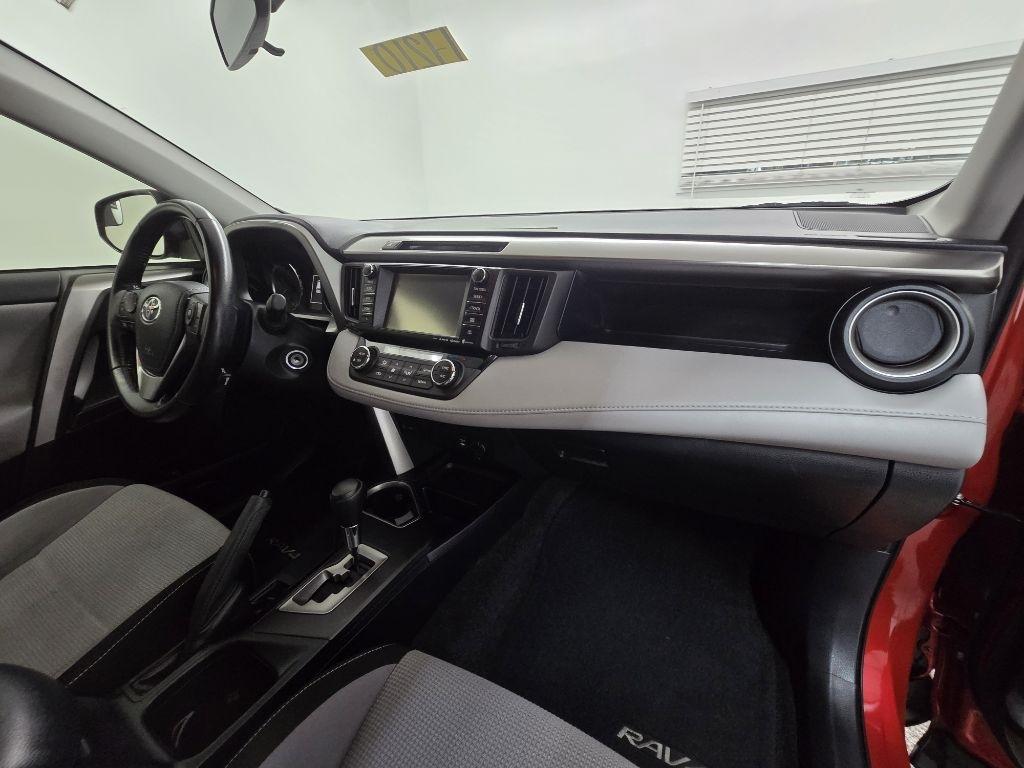 Toyota RAV4 XLE FWD 2016