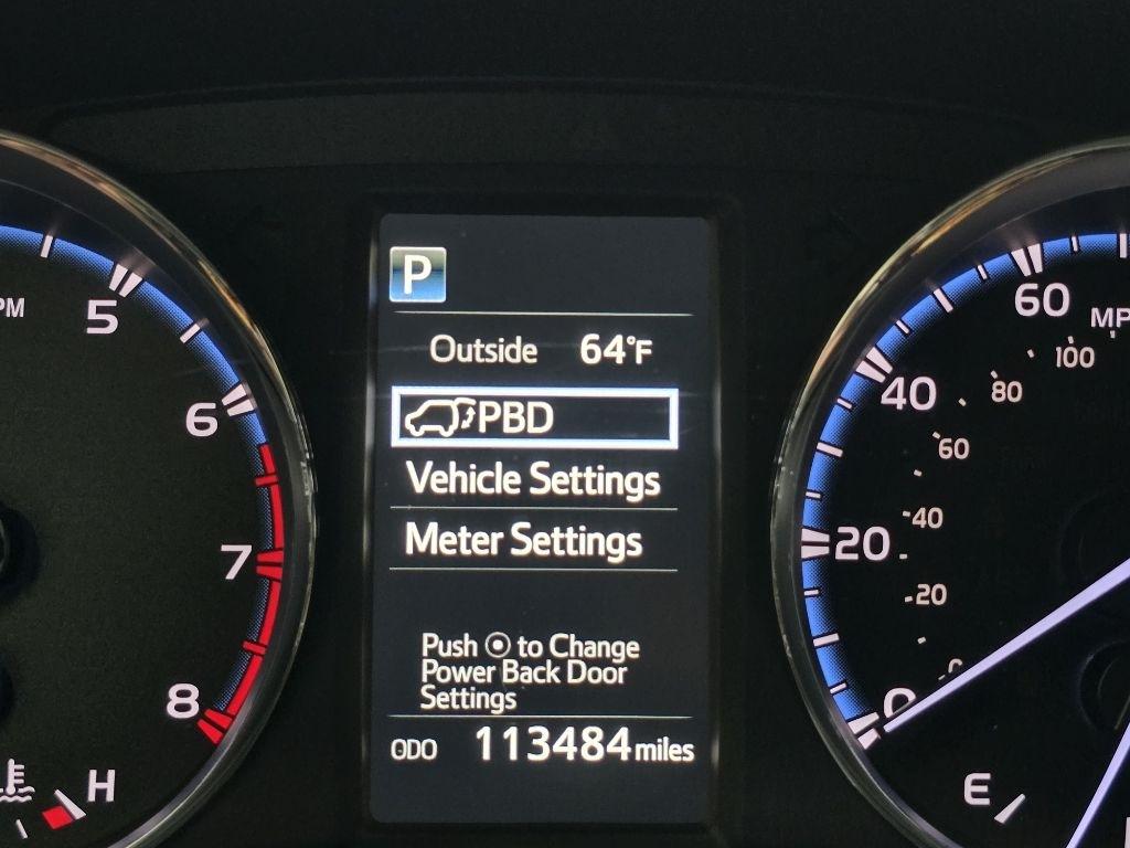 Toyota RAV4 XLE FWD 2016