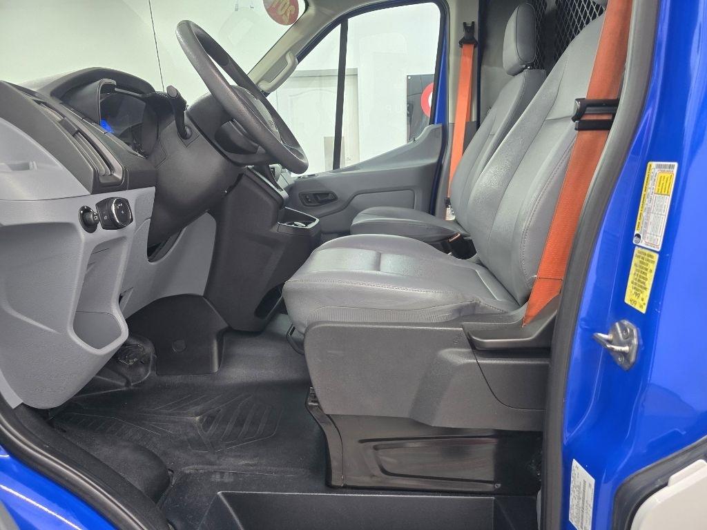 Ford Transit 250 Van Med. Roof w/Sliding Pass. 148-in. WB 2018