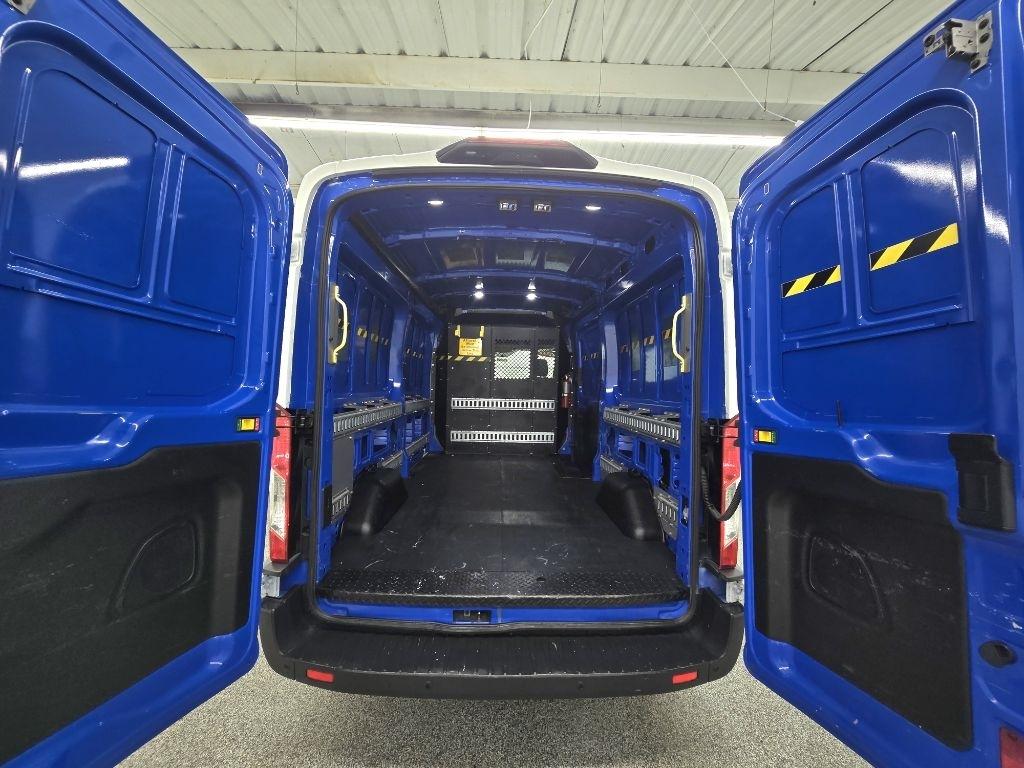 Ford Transit 250 Van Med. Roof w/Sliding Pass. 148-in. WB 2018