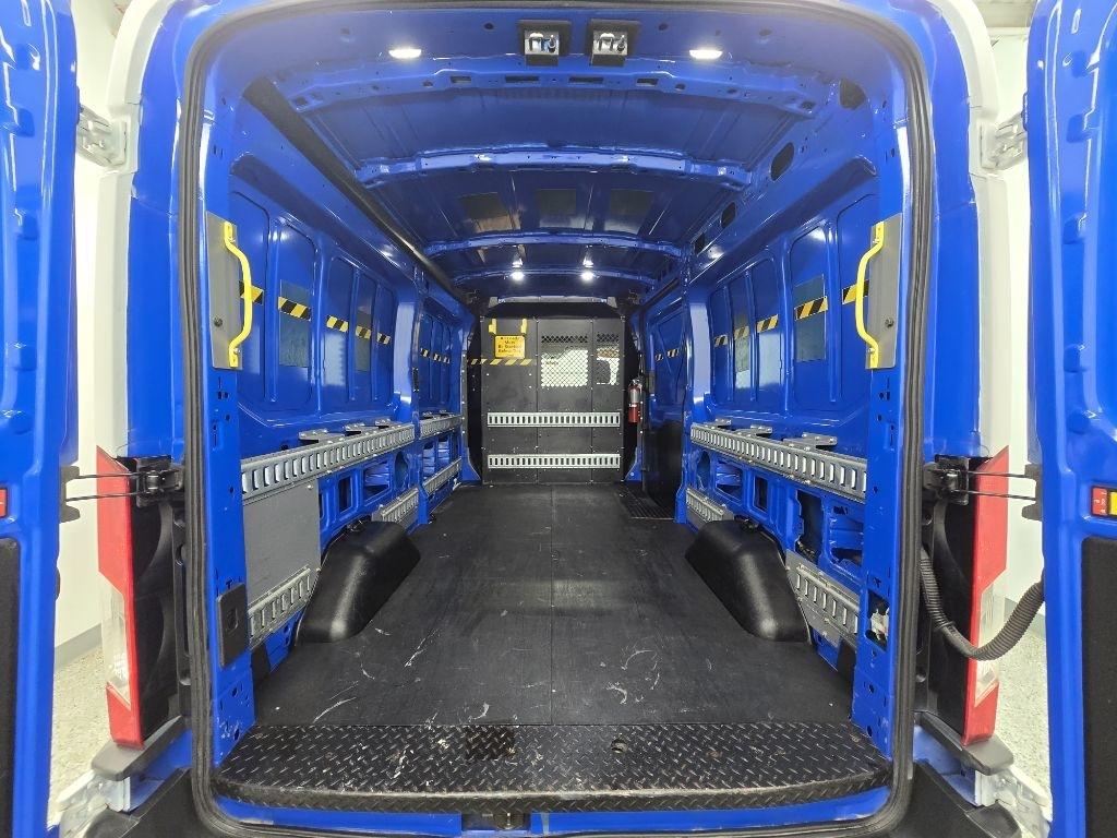Ford Transit 250 Van Med. Roof w/Sliding Pass. 148-in. WB 2018