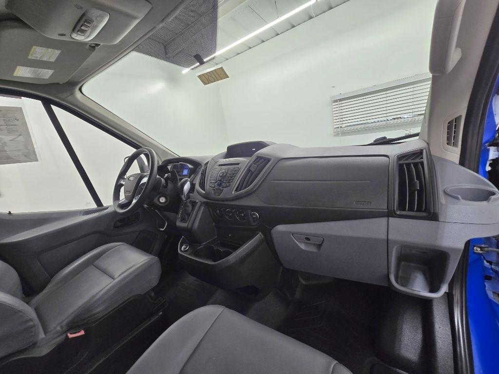 Ford Transit 250 Van Med. Roof w/Sliding Pass. 148-in. WB 2018