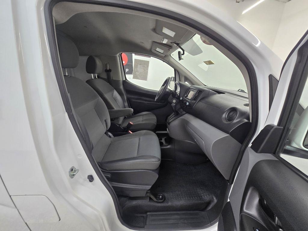 Nissan NV200 SV 2018