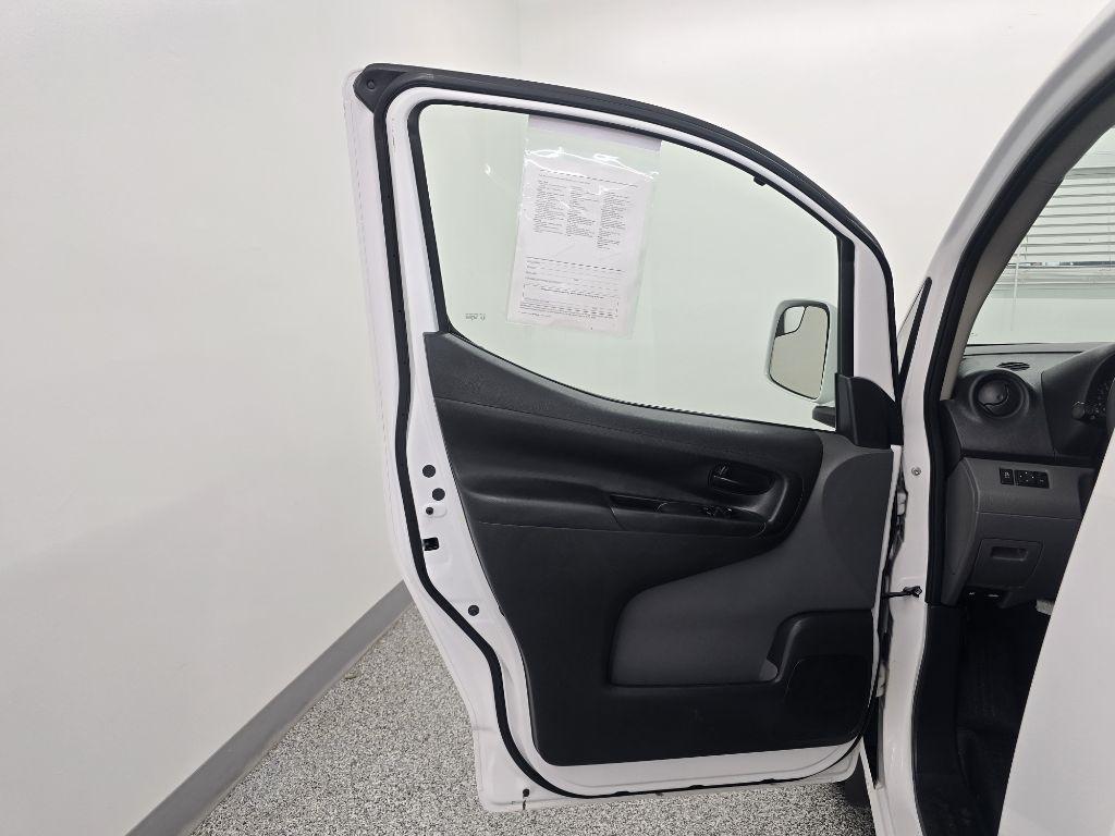 Nissan NV200 SV 2018