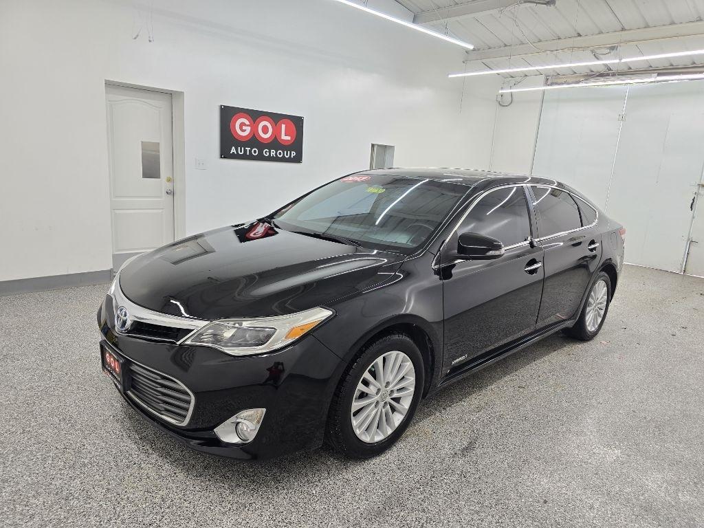 Toyota Avalon Hybrid XLE Premium 2013