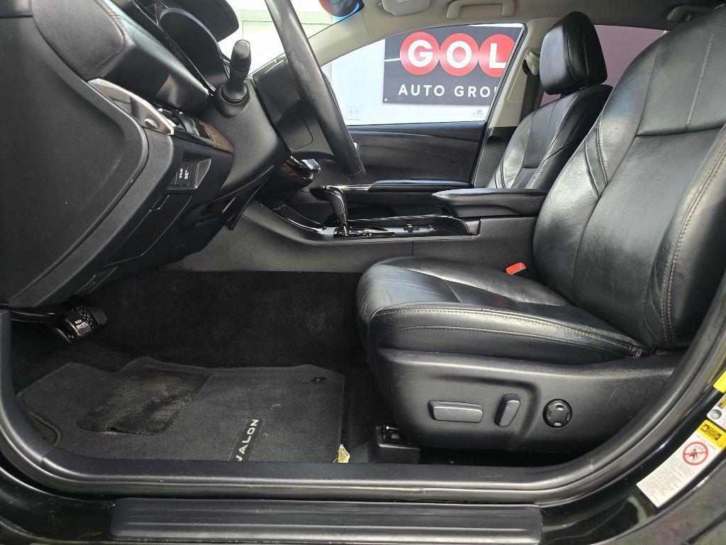 Toyota Avalon Hybrid XLE Premium 2013