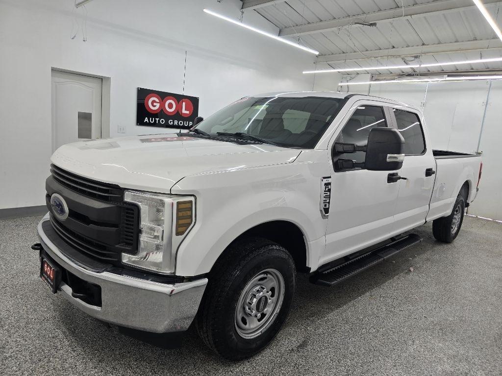 Ford F-250 SD Lariat Crew Cab 2WD 2019