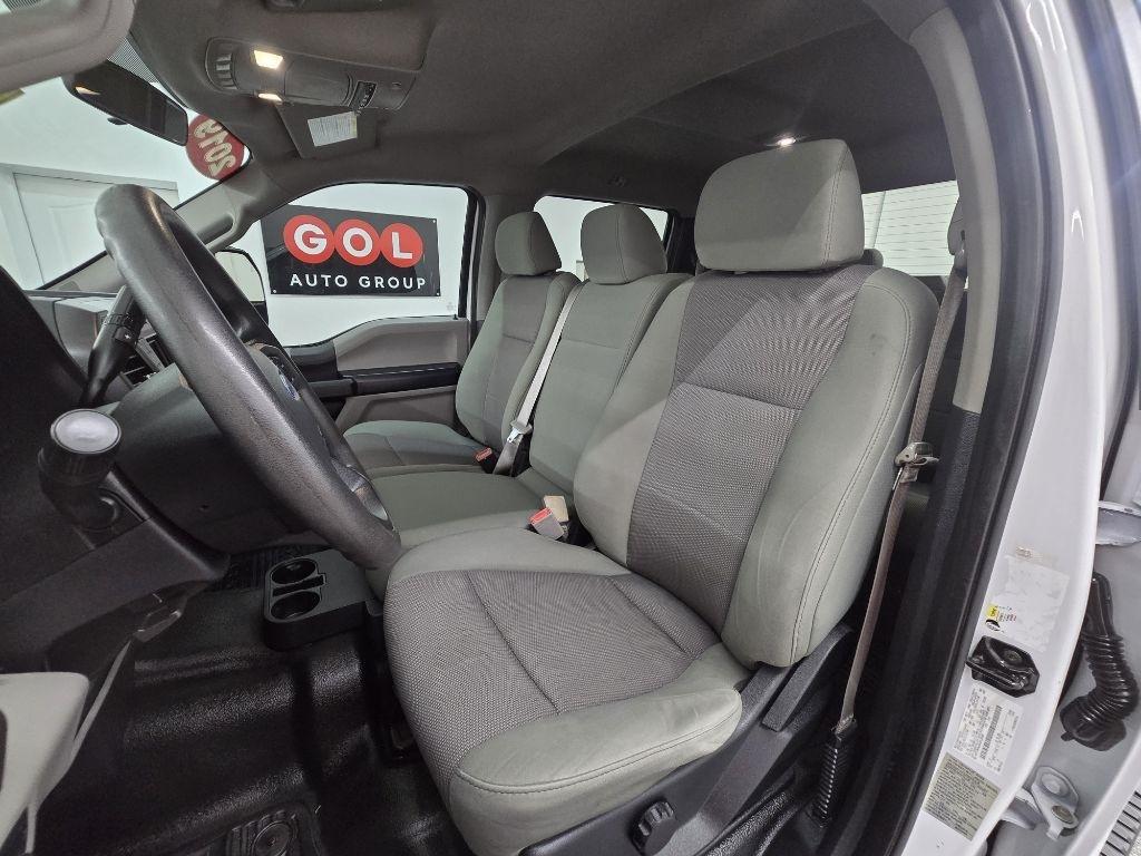 Ford F-250 SD Lariat Crew Cab 2WD 2019