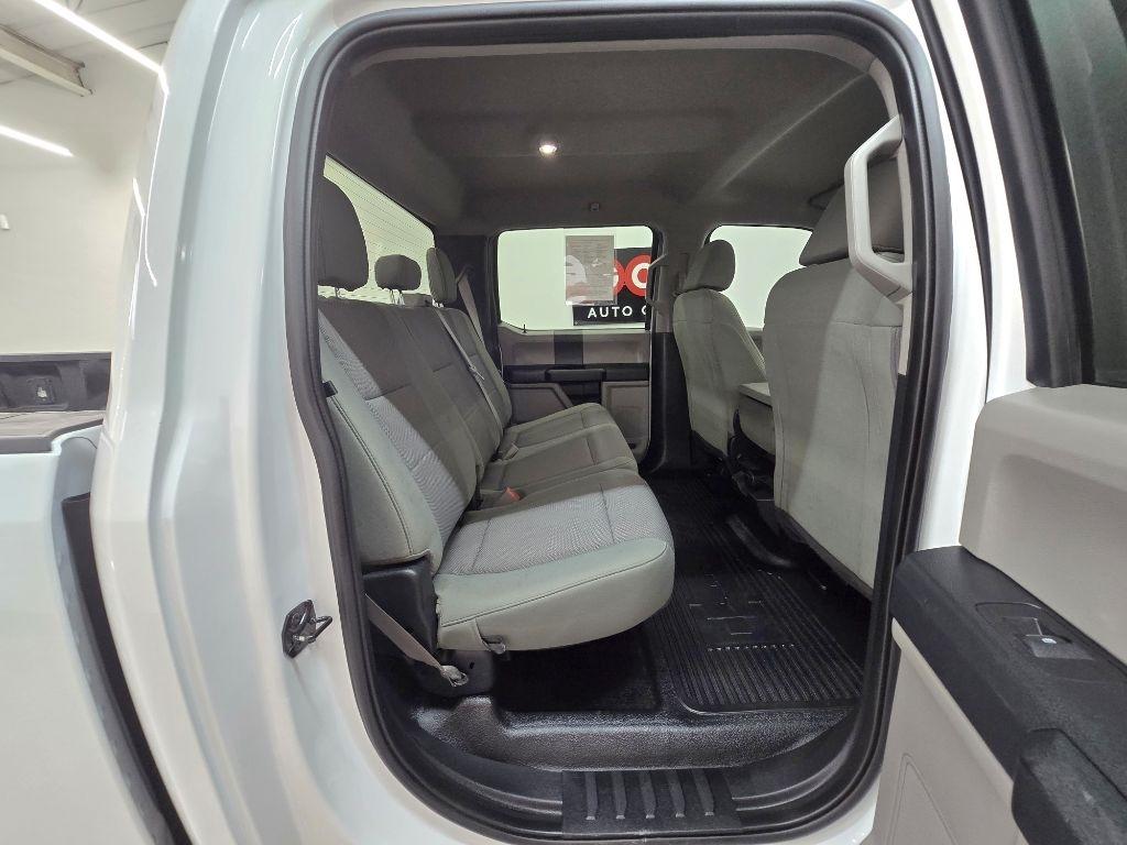 Ford F-250 SD Lariat Crew Cab 2WD 2019