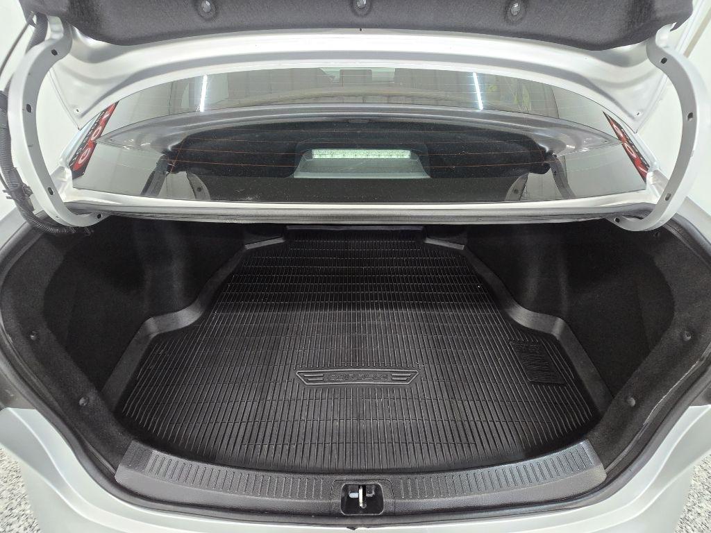 Toyota Corolla LE 2023