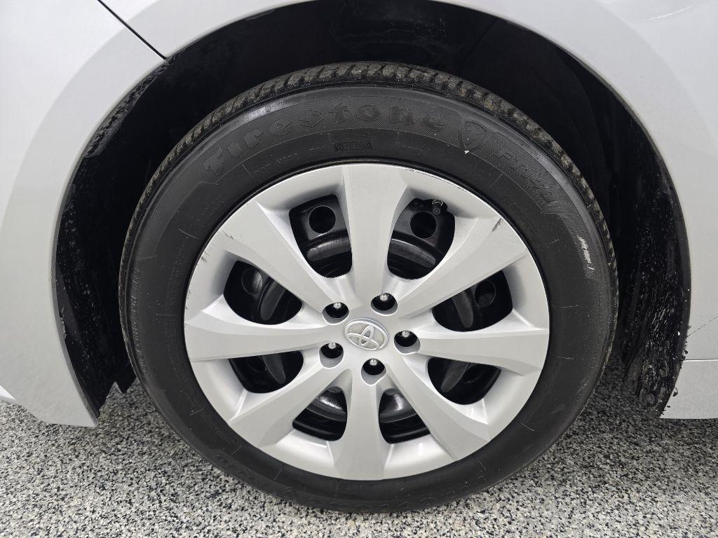 Toyota Corolla LE 2023