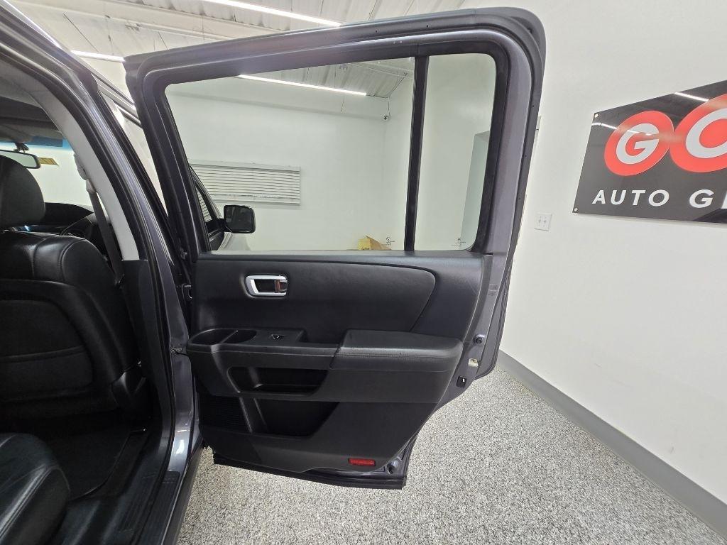 Honda Pilot EX-L 2WD 5-Spd AT with Navigation 2014