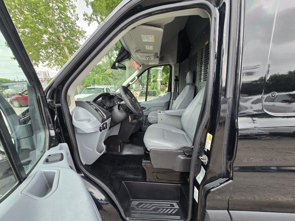 Ford Transit 250 Van High Roof w/Sliding Pass. 148-in. WB 2017