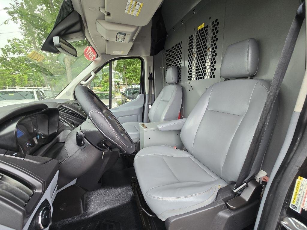 Ford Transit 250 Van High Roof w/Sliding Pass. 148-in. WB 2017