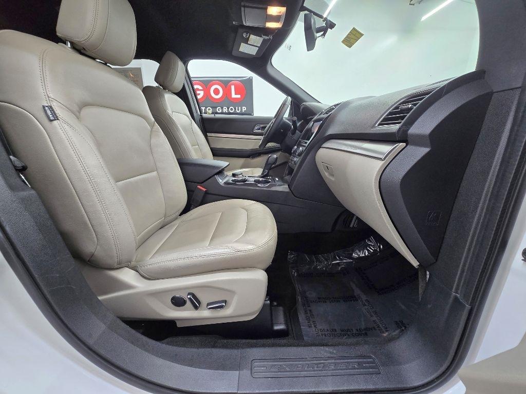 Ford Explorer XLT 4WD 2018