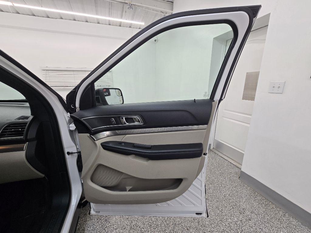 Ford Explorer XLT 4WD 2018