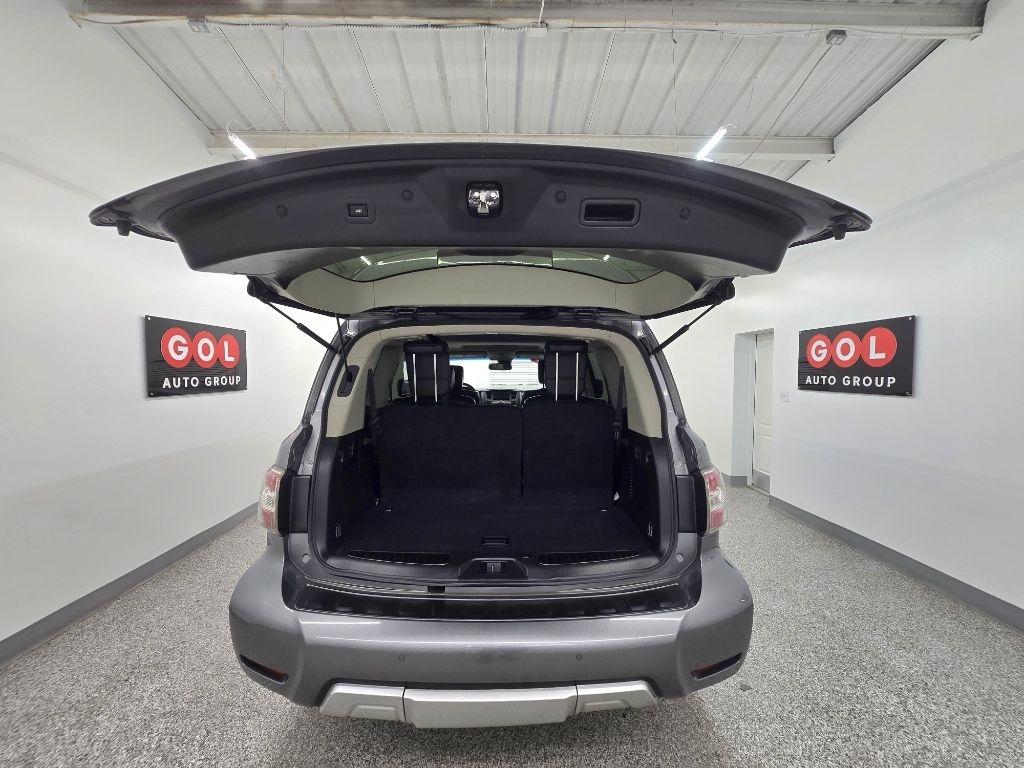 Nissan Armada Platinum 2WD 2017