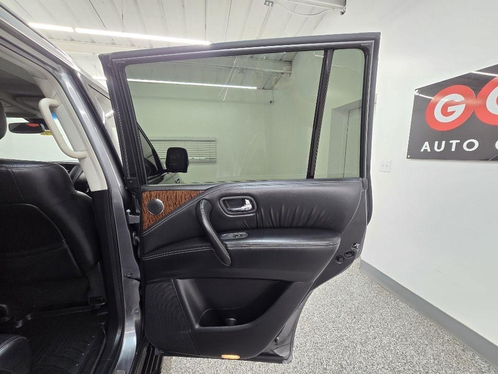 Nissan Armada Platinum 2WD 2017
