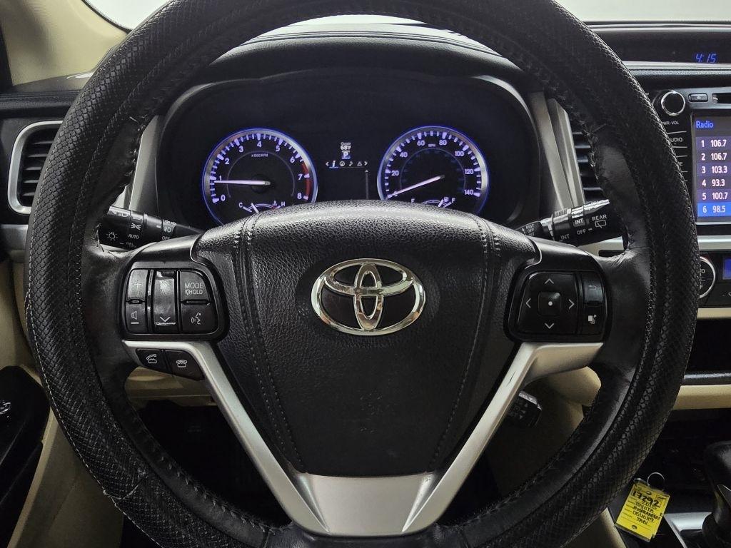 Toyota Highlander XLE FWD V6 2015