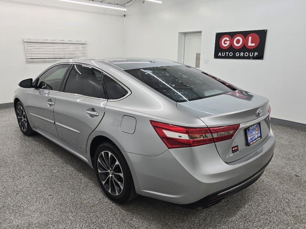 Toyota Avalon XLE 2016