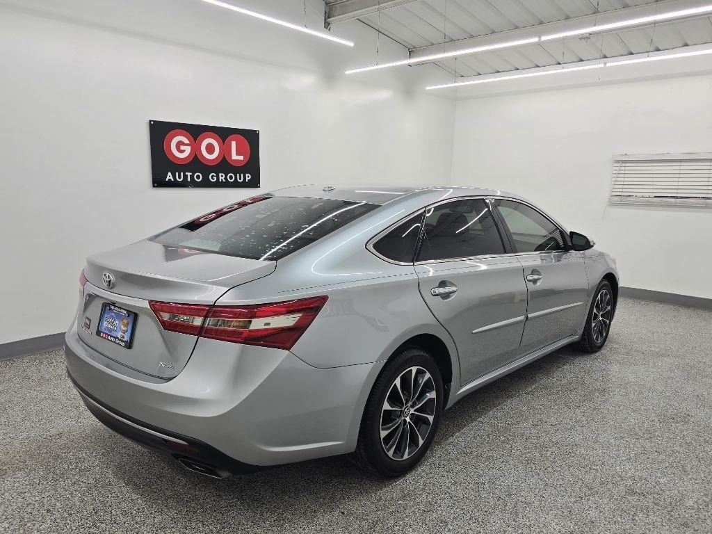 Toyota Avalon XLE 2016