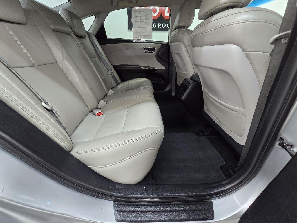 Toyota Avalon XLE 2016