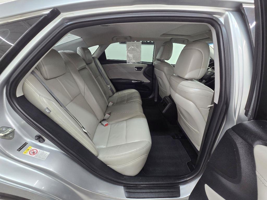 Toyota Avalon XLE 2016