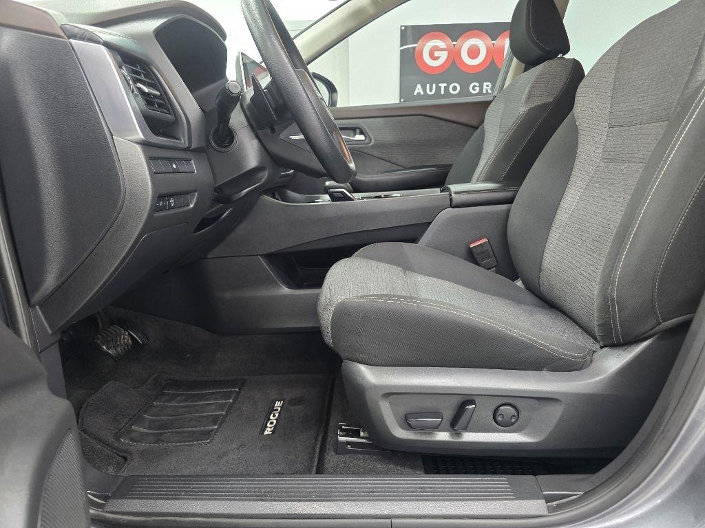 Nissan Rogue SV 2023