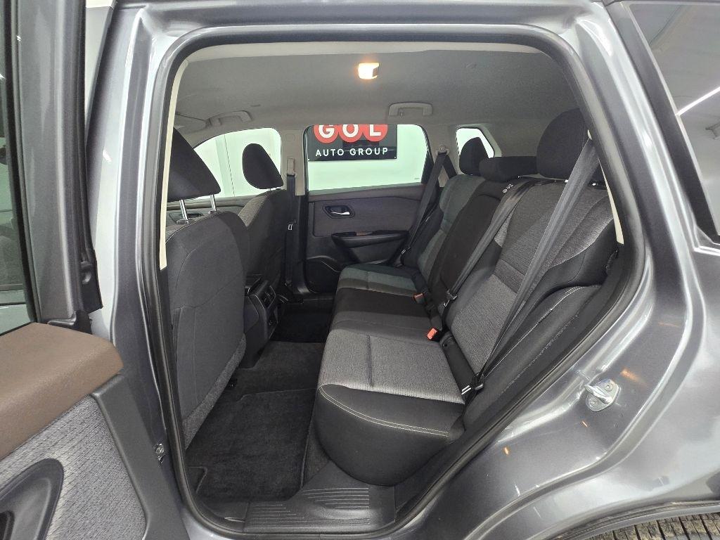 Nissan Rogue SV 2023