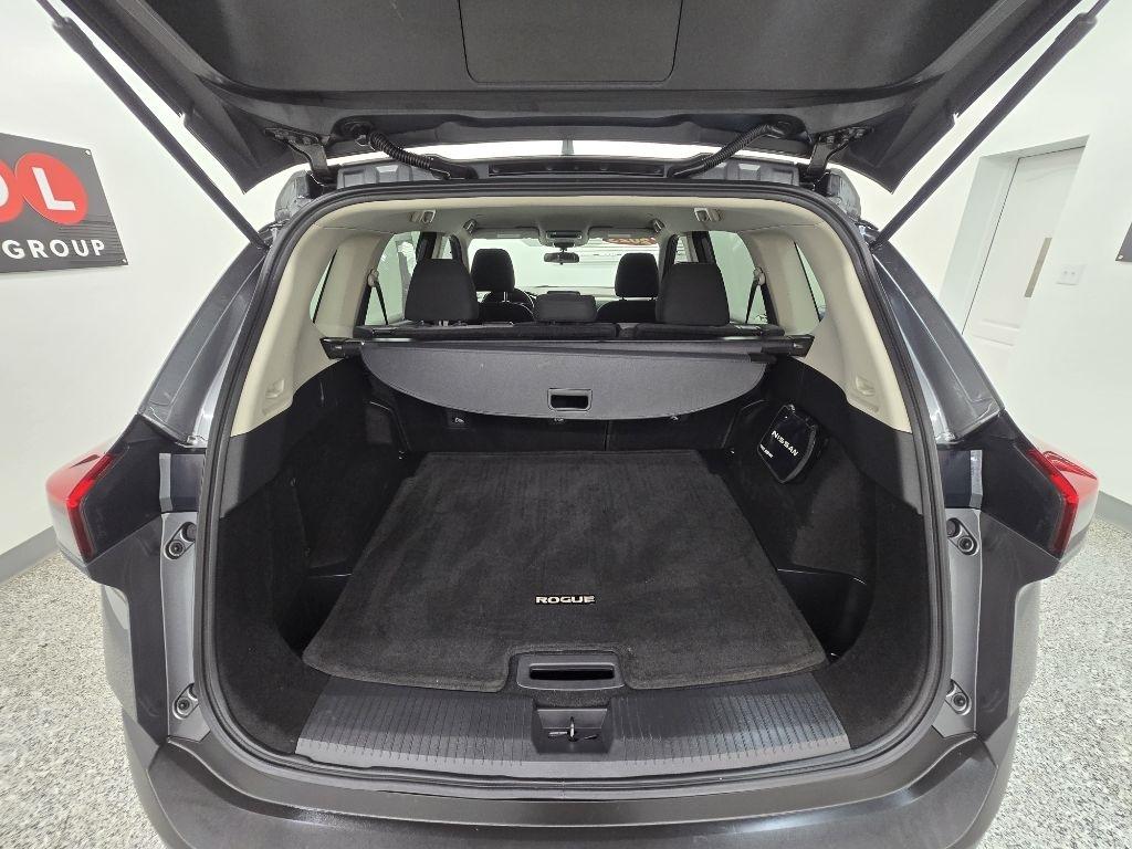 Nissan Rogue SV 2023