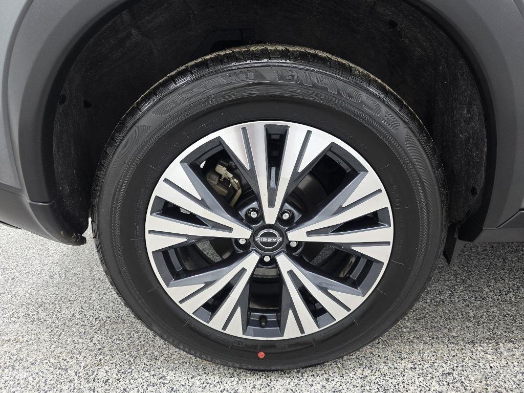 Nissan Rogue SV 2023