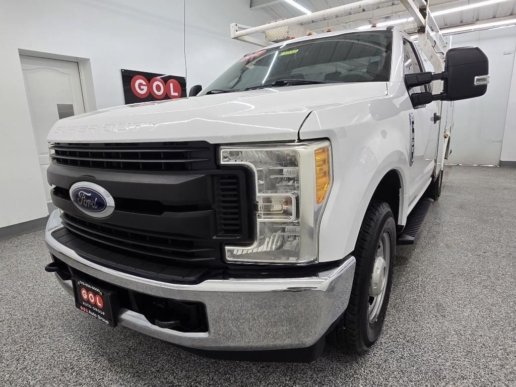 Ford F-350 SD XLT 2WD 2017
