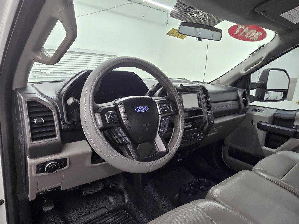 Ford F-350 SD XLT 2WD 2017