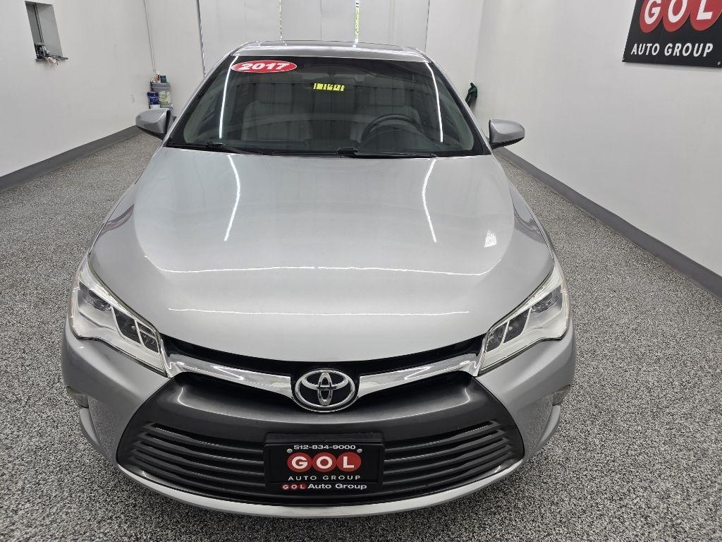 Toyota Camry XLE V6 2017