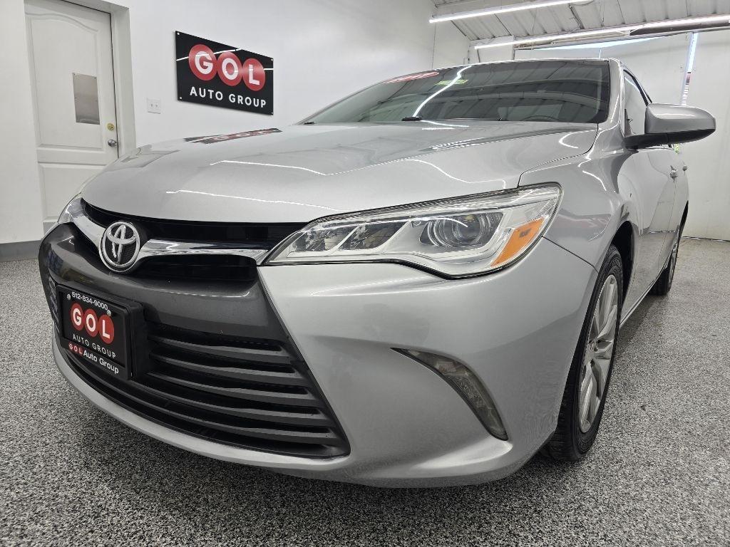 Toyota Camry XLE V6 2017