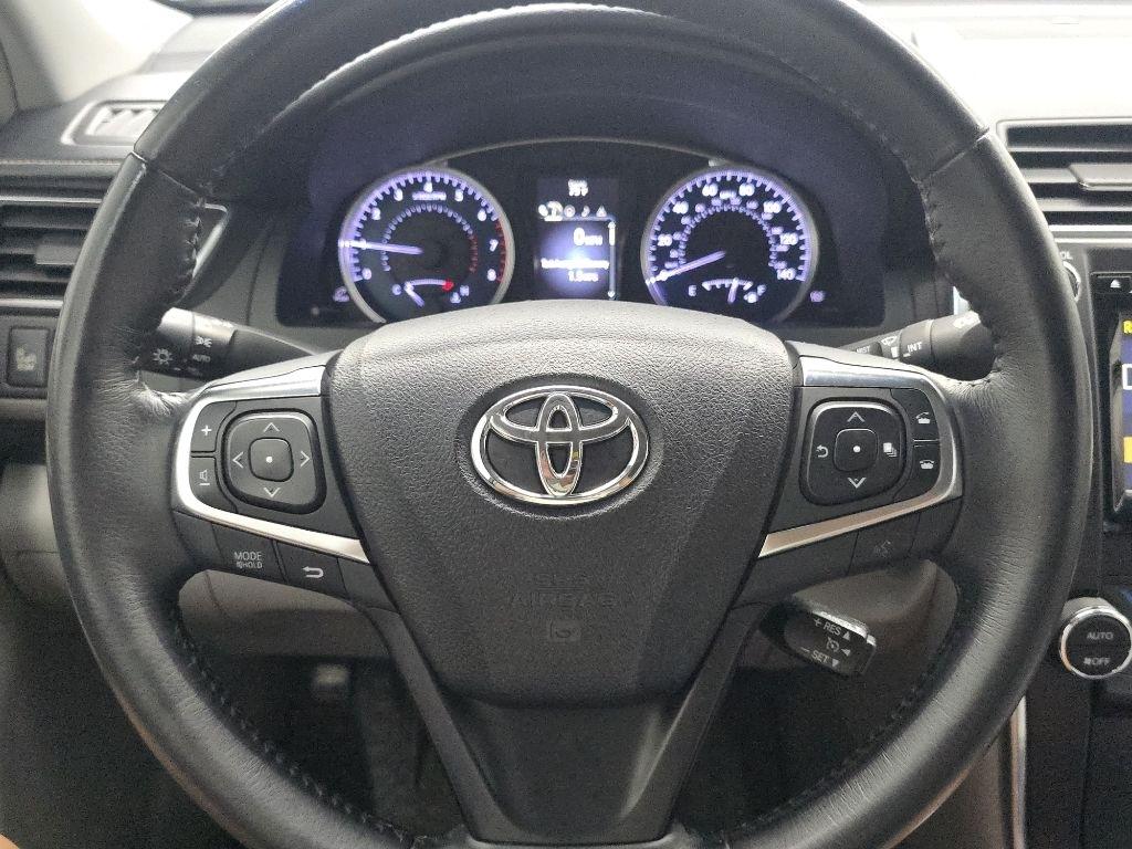 Toyota Camry XLE V6 2017