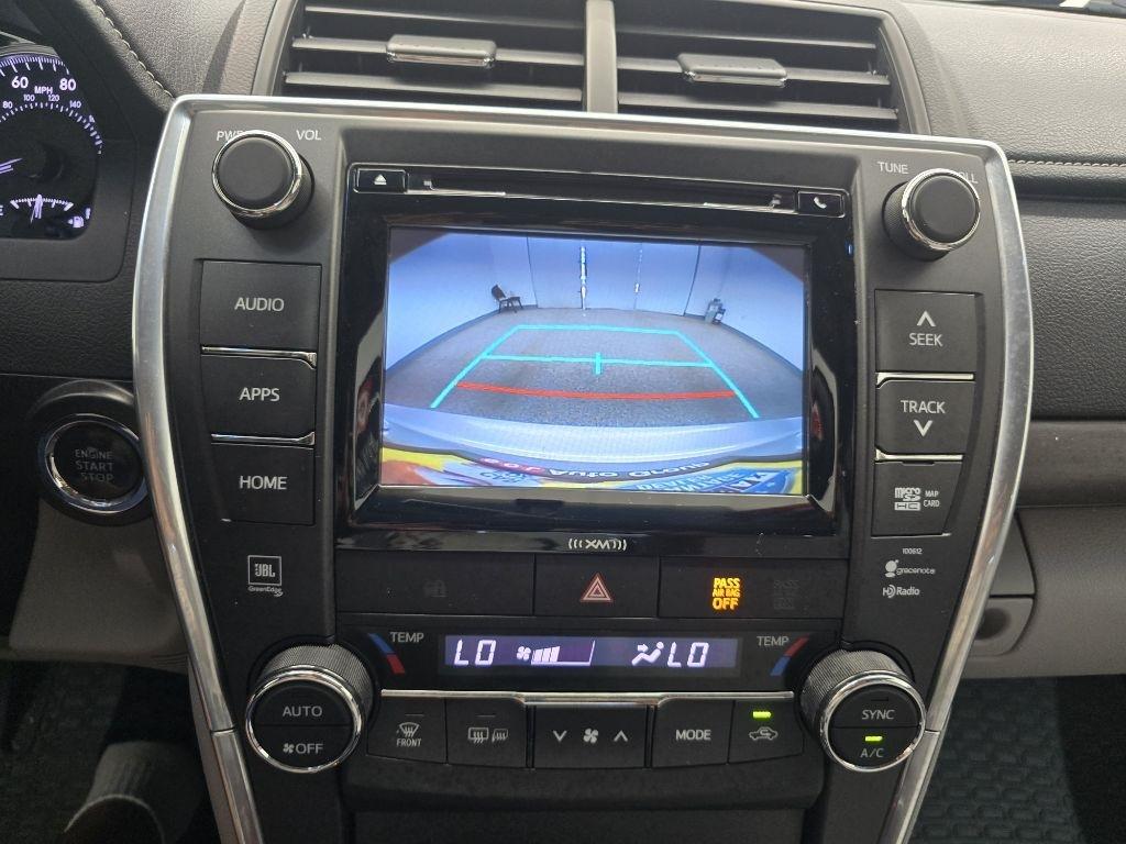 Toyota Camry XLE V6 2017