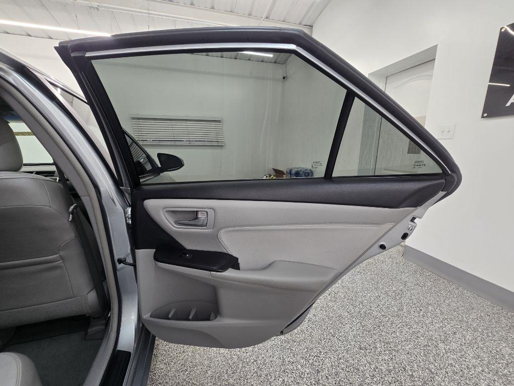 Toyota Camry XLE V6 2017